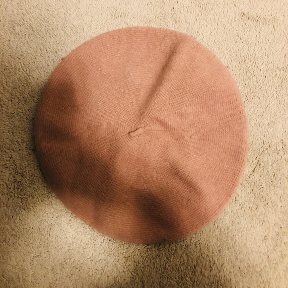 Beret - Picture 3 of 6